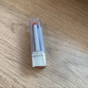 Revlon Ultra HD Lipstick #875 Gladiolus Red